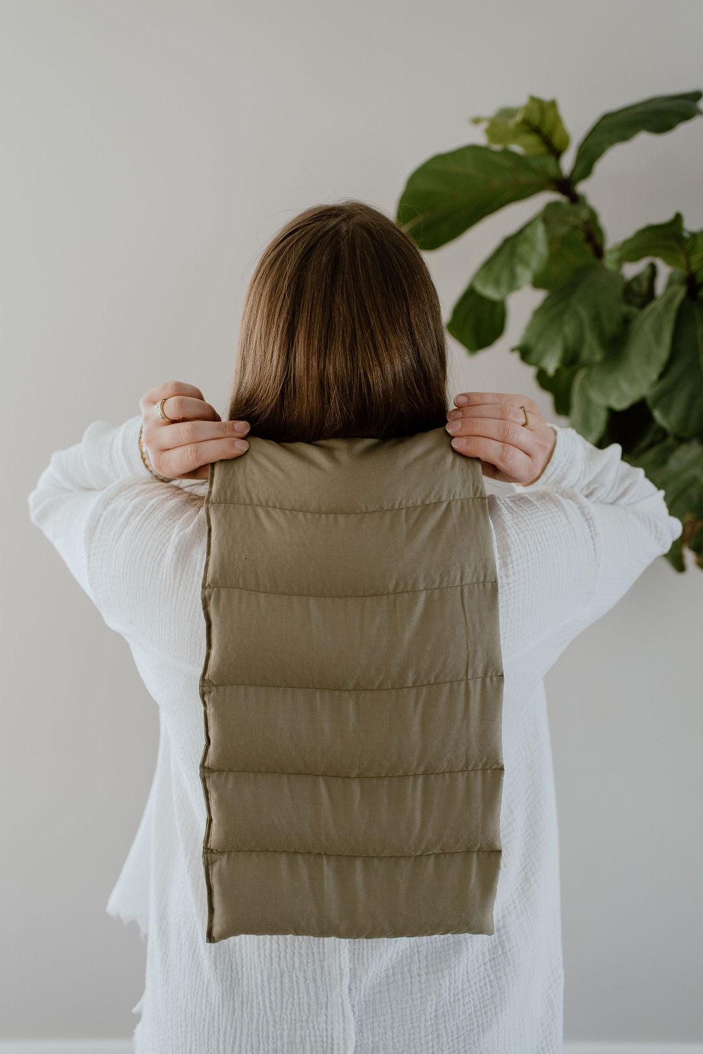 extra large cold compress to reduce pain