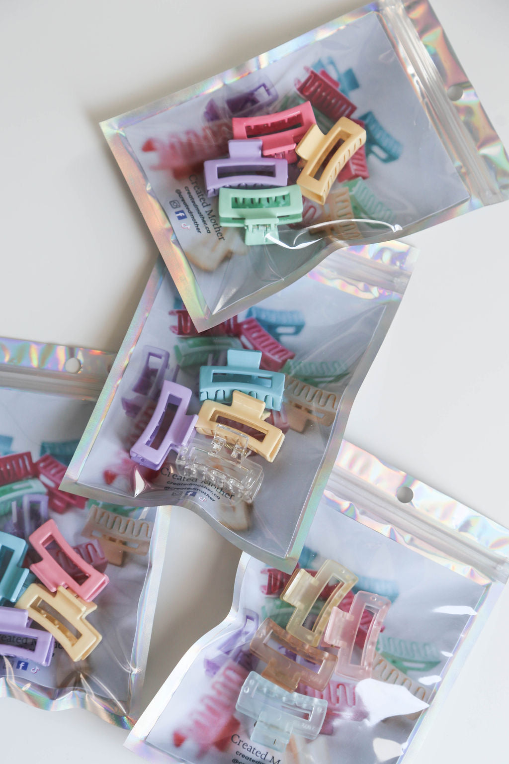 1.5-inch hair clips designed to securely hold fine hair or create mini accents."