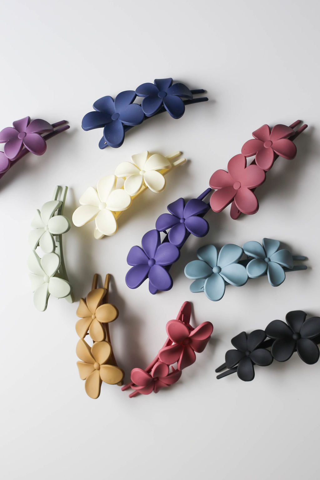 Large floral hair claw clips perfect for medium to thick hair