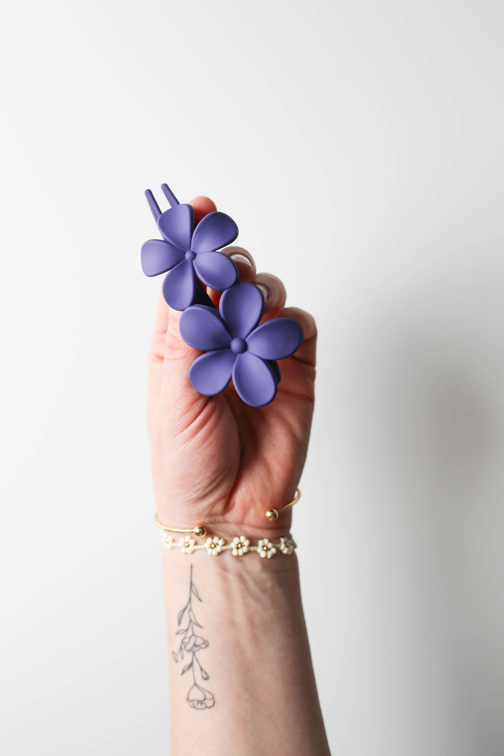 Deep blue ish purple lay flat hair clips in matte finish for comfy, creative hair styling