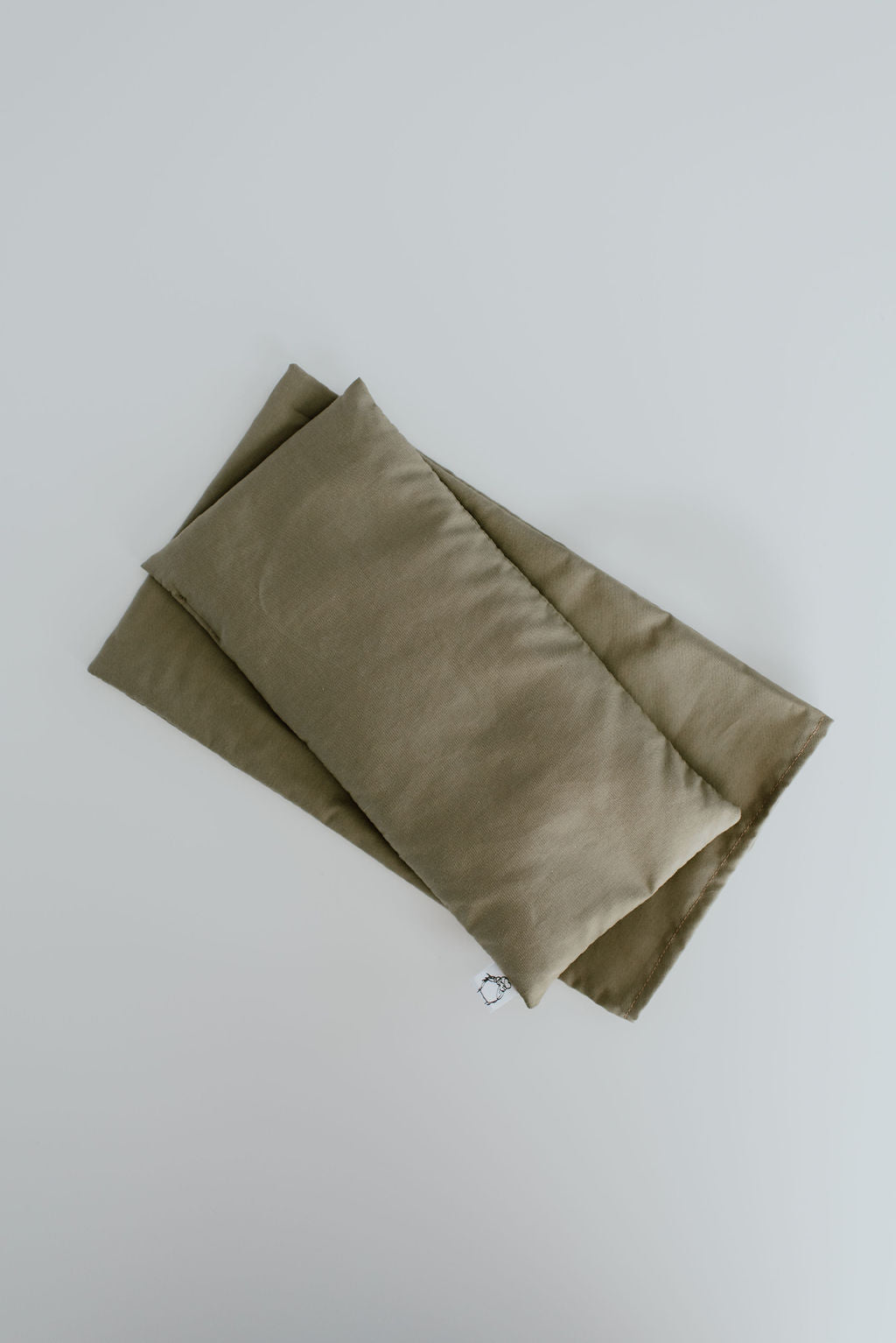 Medium hot and cold therapy pack with cover for cramps, headaches, and bedtime comfort