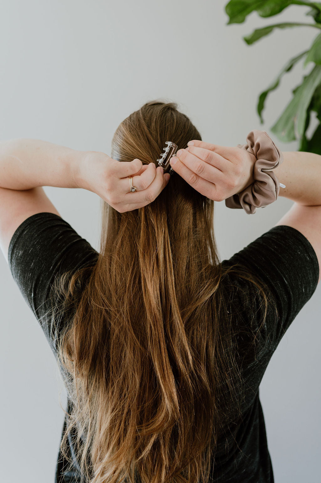 Tiny hair claw clips in various neutral tones, perfect for subtle hair ac\cents.