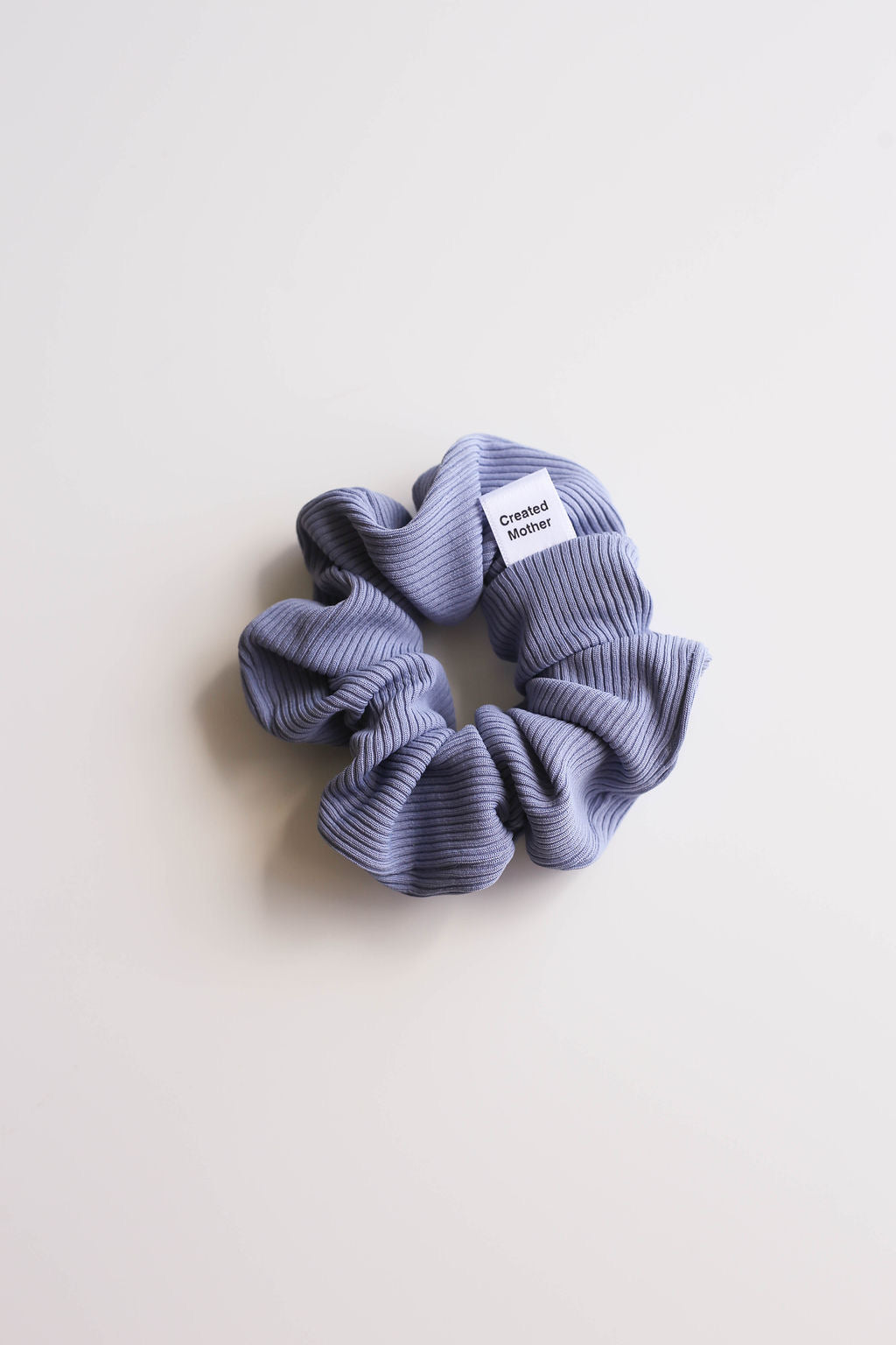 Versatile scrunchie that combines style and function for everyday wear.