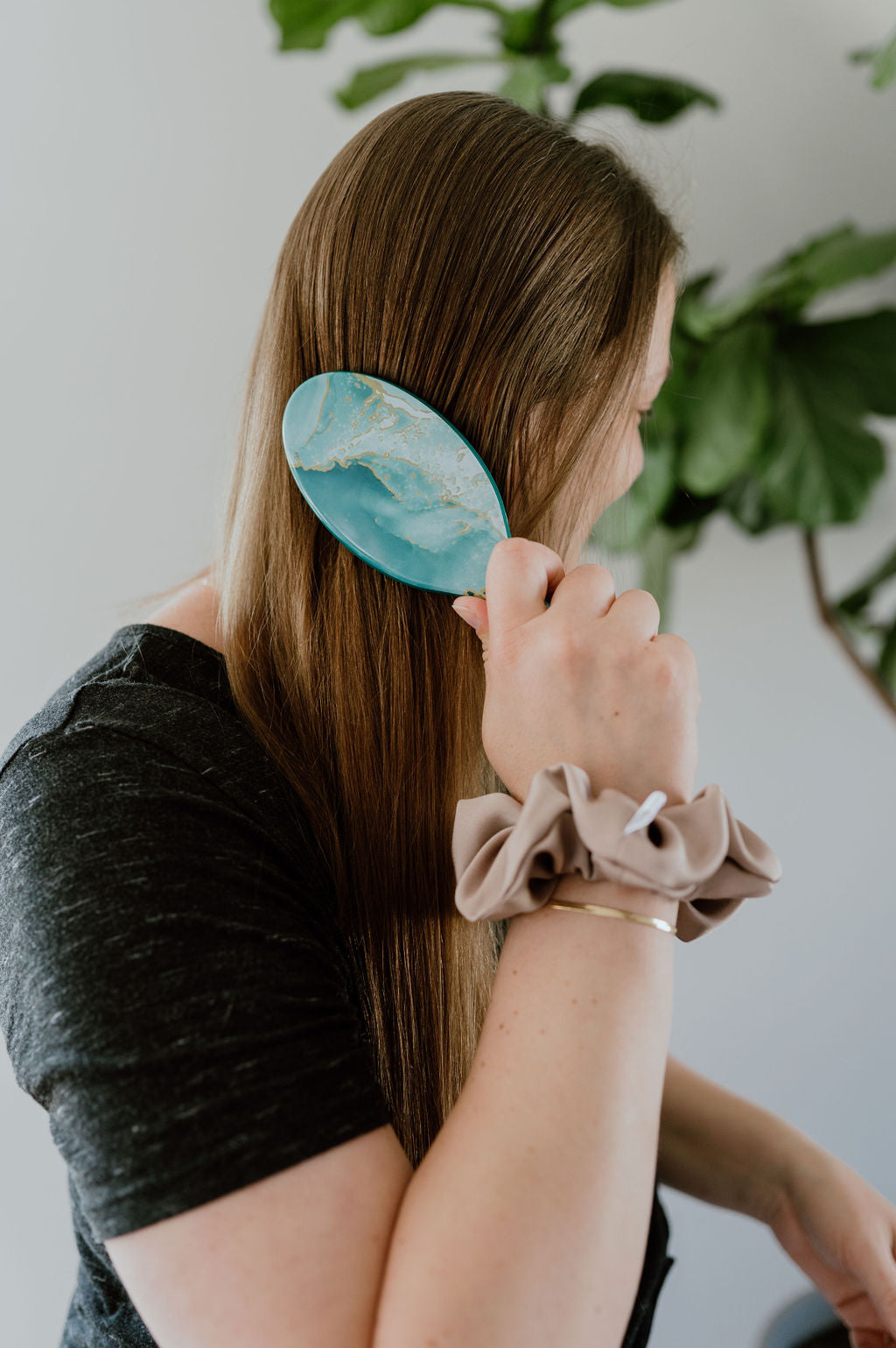 detangling brush for long hair