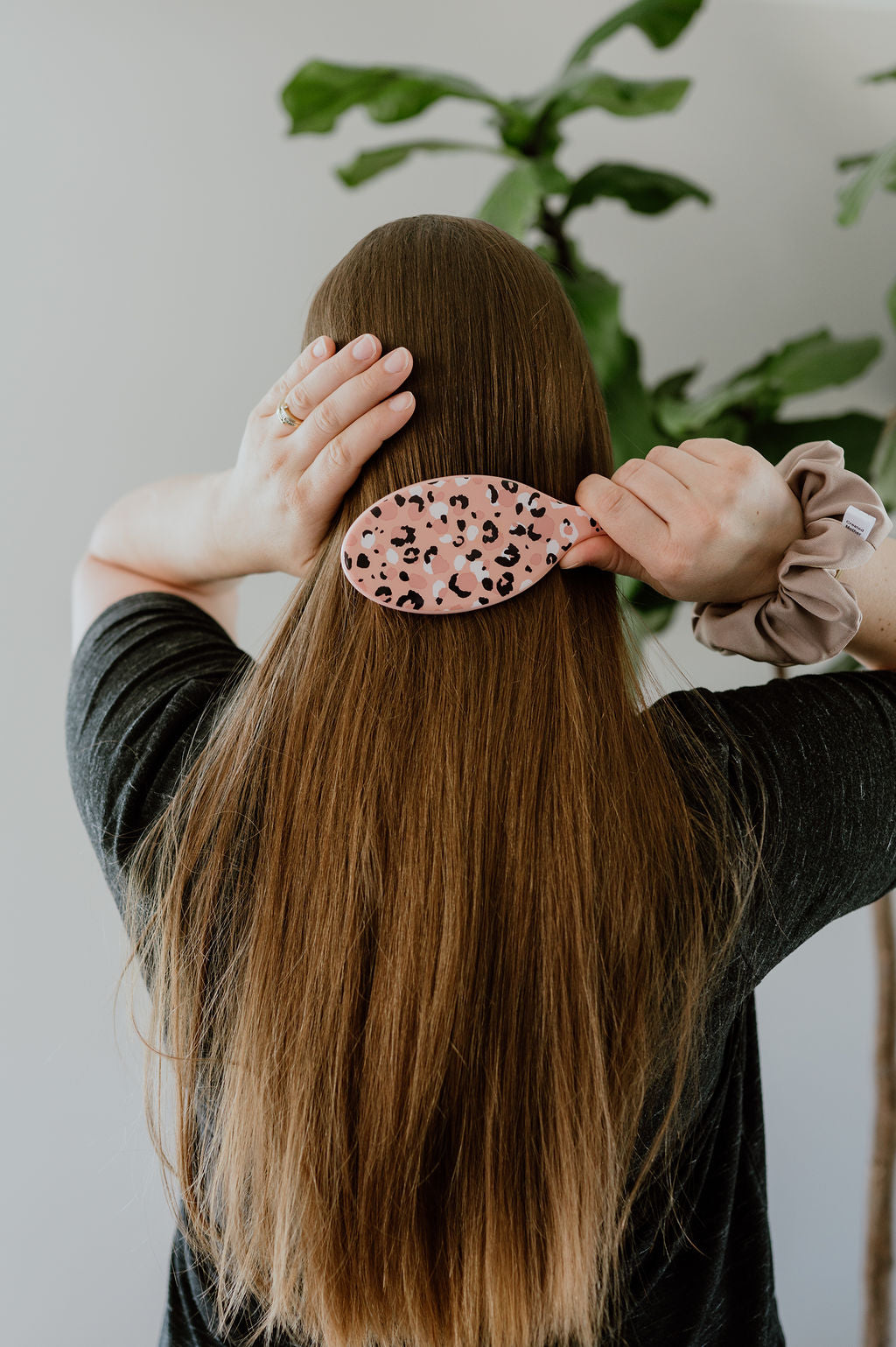 pink leopard detangling hair brush for all ages