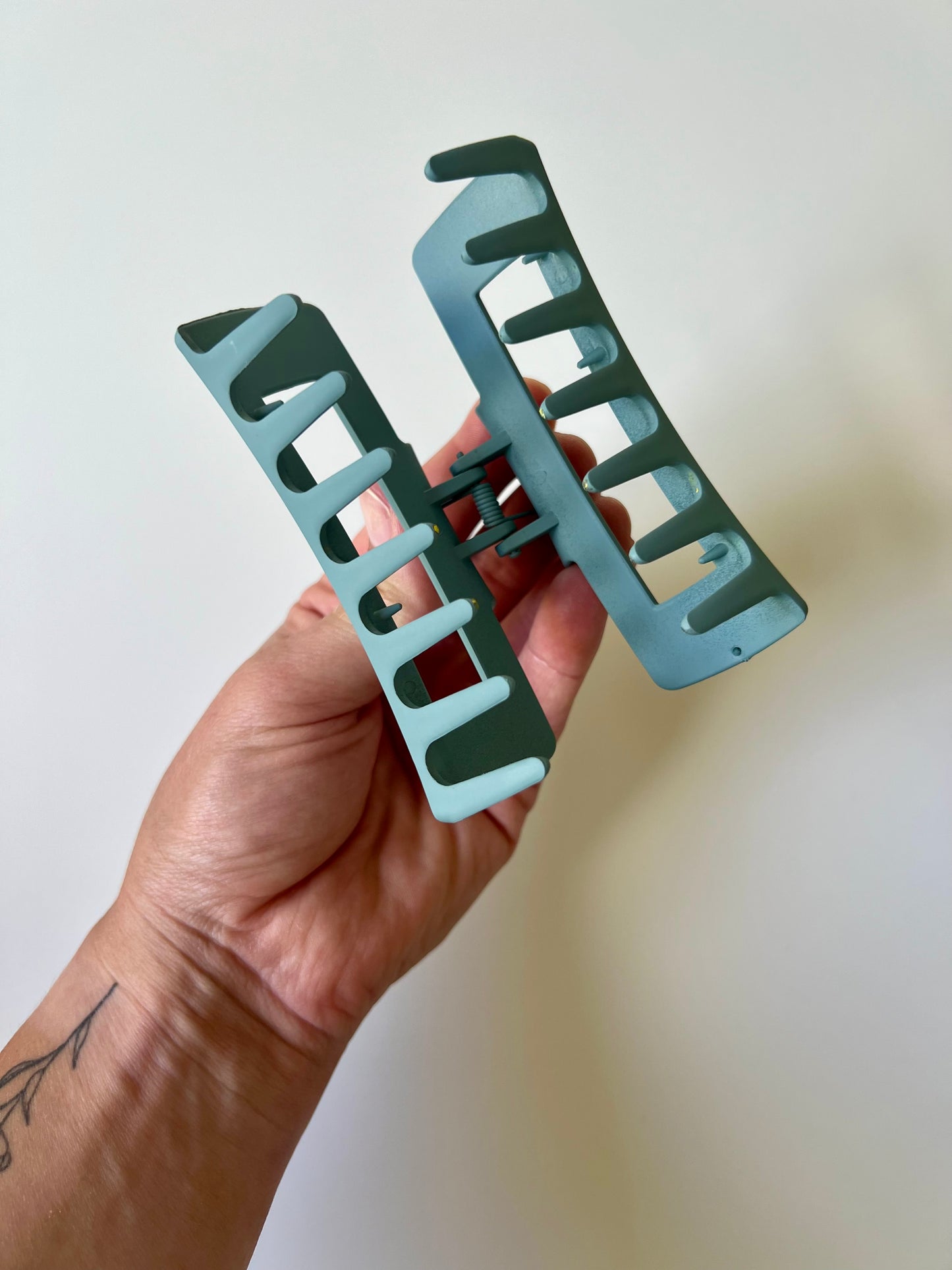 Large Hair Claw Clip | Everyday Hair Staple