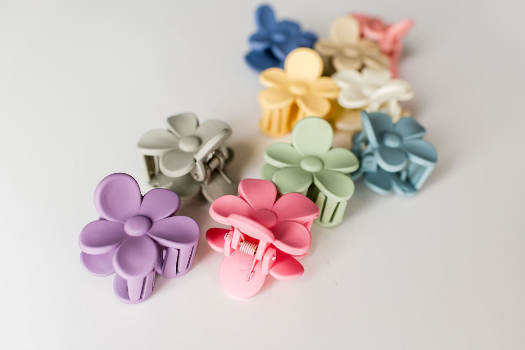 Small Flower Hair Claw Clips