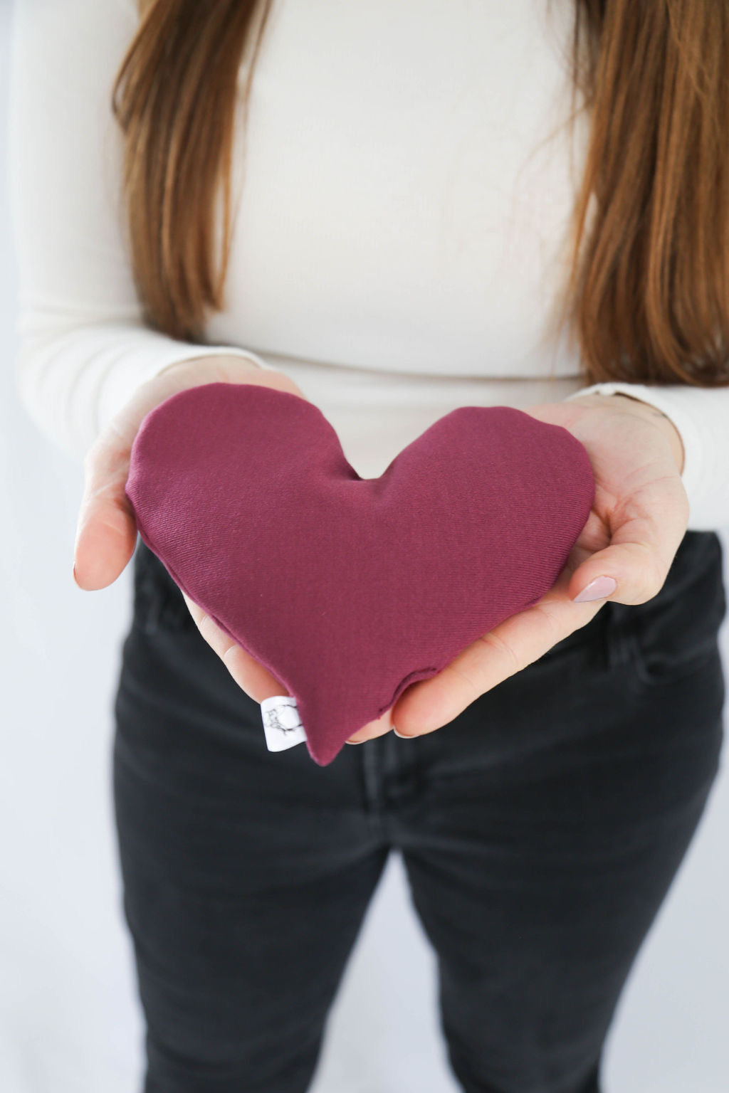 Share the LOVE with this hand-sized, heart-shaped therapy pack—ideal for self-care and heartfelt gifting.