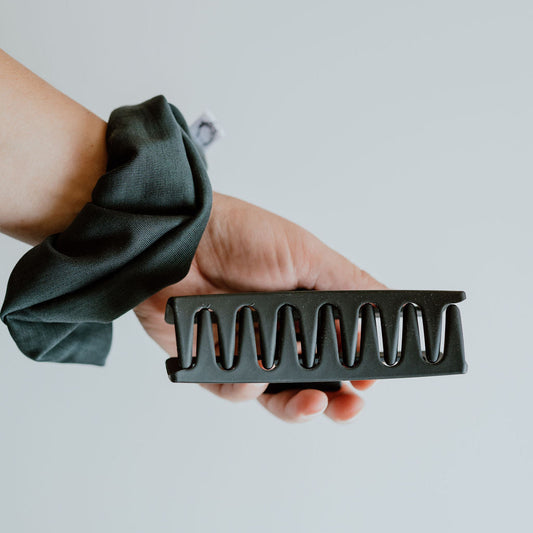 XL hair claw for thick hair