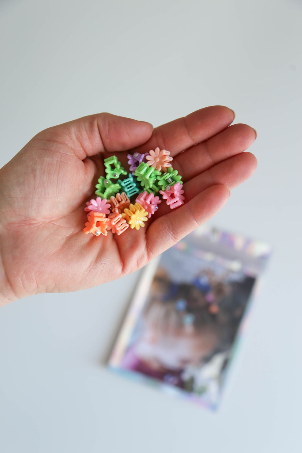 Set of 15 petite flower or butterfly hair claws, ideal for fine hair and kids’ DIY hairstyles.